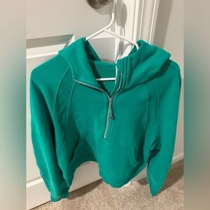 Lululemon Kelly green scuba M/L